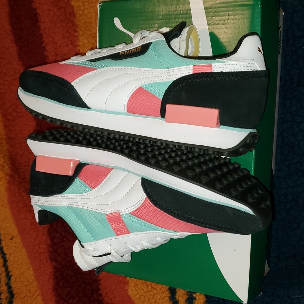 PUMA - Picture 2 of 6